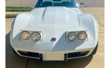 Chevrolet-Corvette-stingray-1975-Classic-White-Silver-30