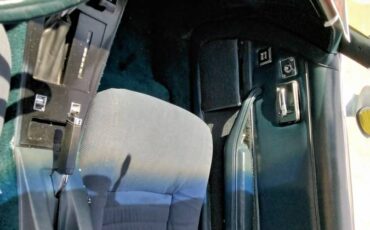 Chevrolet-Corvette-tudor-1982-blue-5