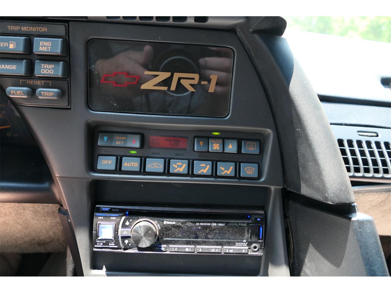 Chevrolet-Corvette-zr1-1991-Black-grayblack-18