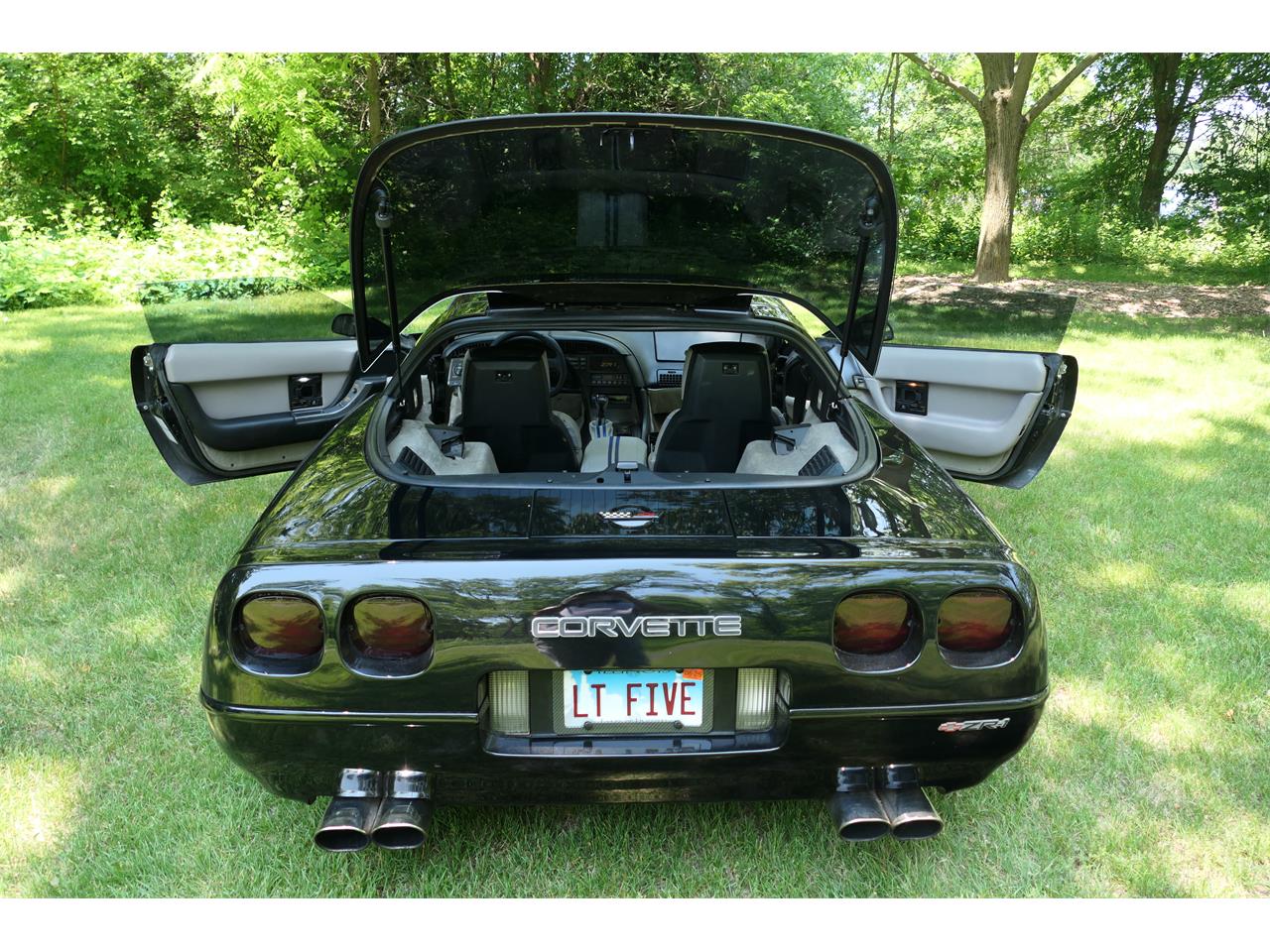 Chevrolet-Corvette-zr1-1991-Black-grayblack-19