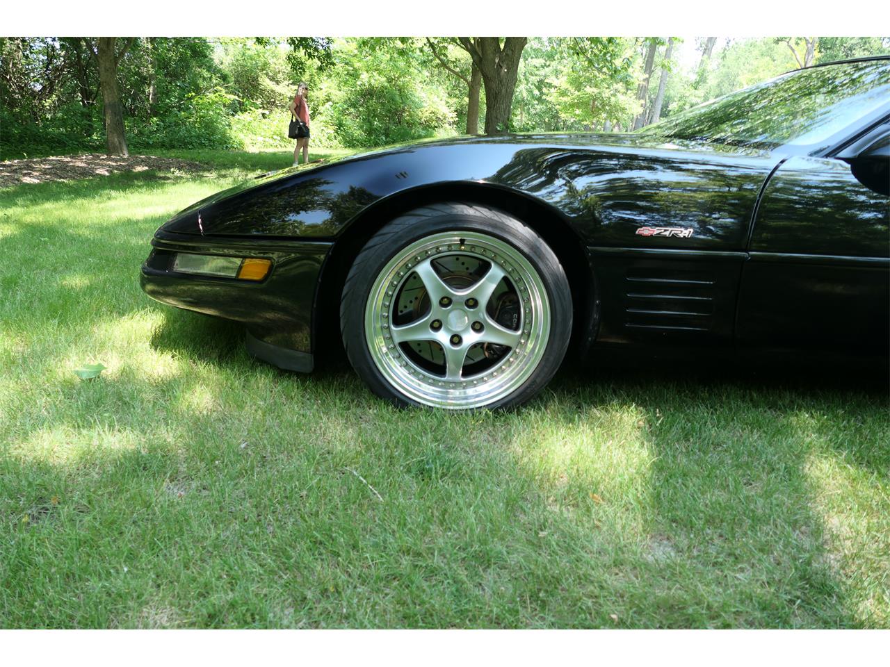 Chevrolet-Corvette-zr1-1991-Black-grayblack-28