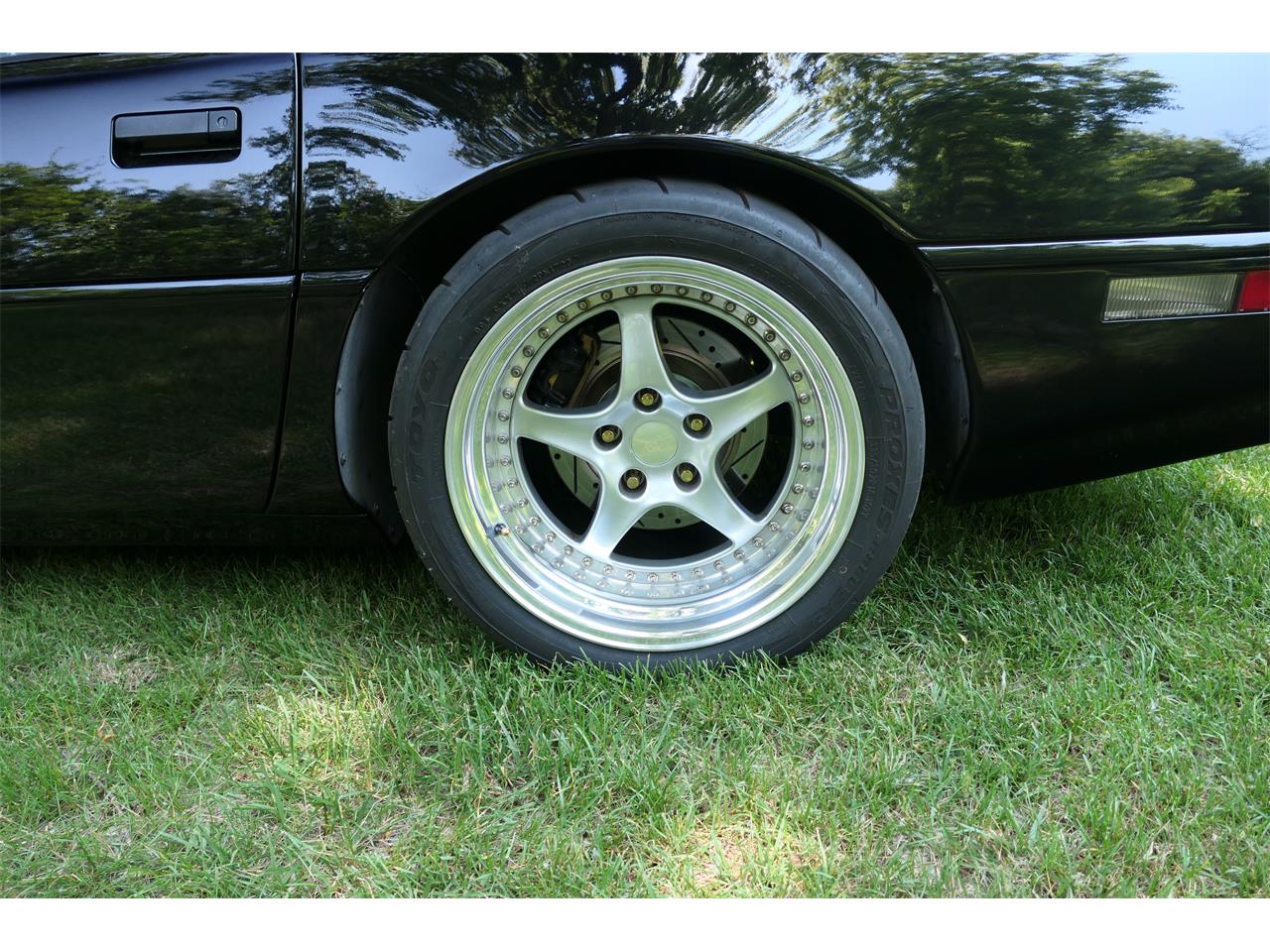 Chevrolet-Corvette-zr1-1991-Black-grayblack-29