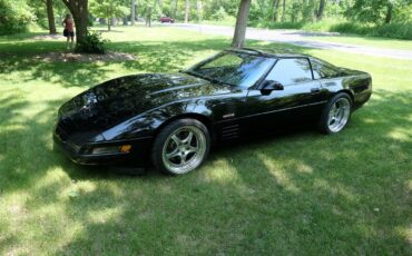 Chevrolet-Corvette-zr1-1991-Black-grayblack