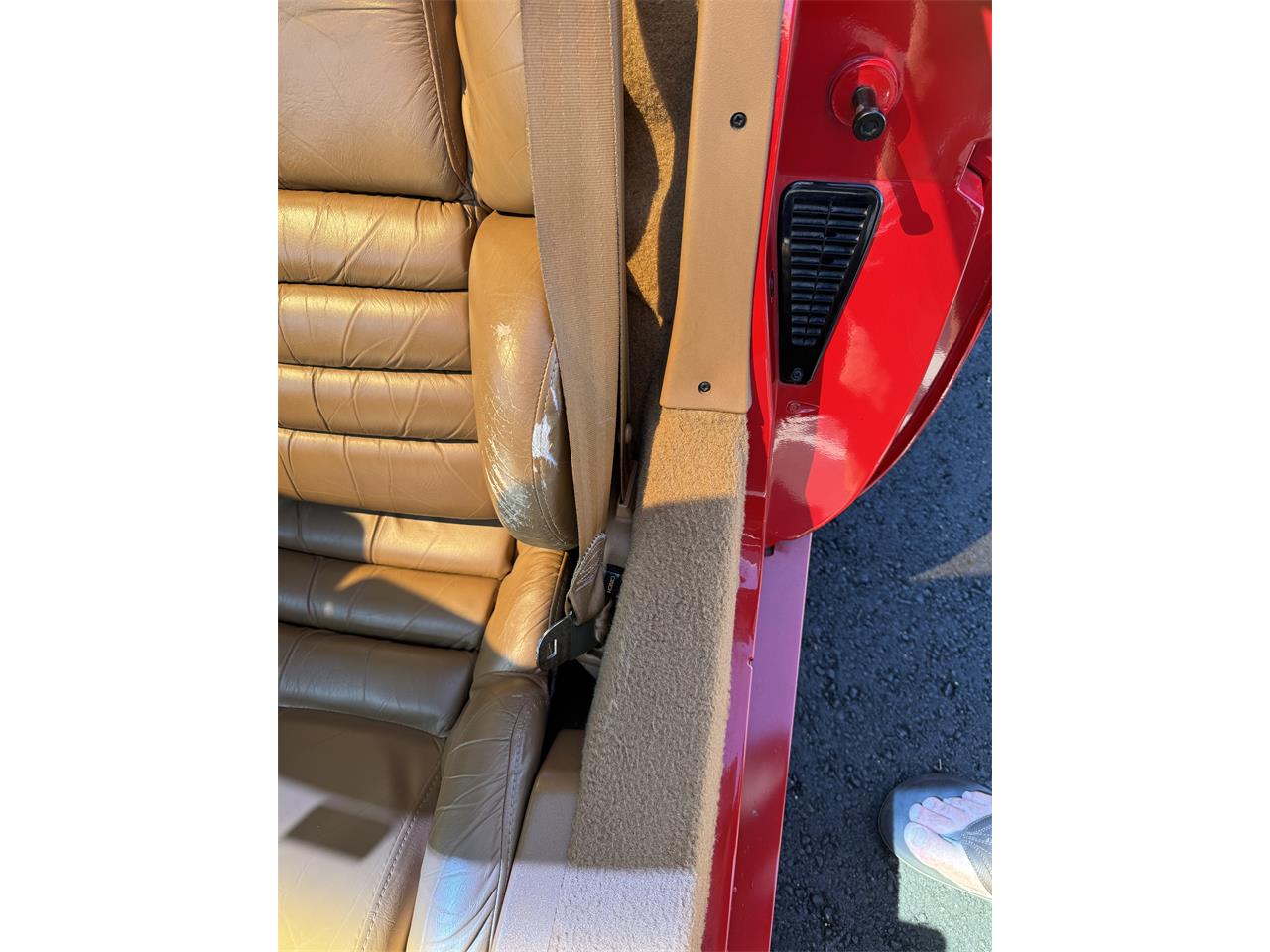 Chevrolet-Corvette-zr1-1991-TORCH-RED-CAMEL-14