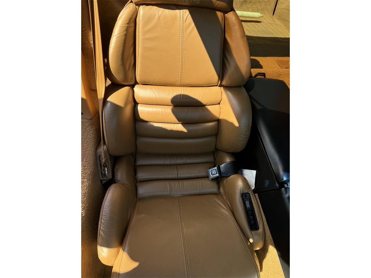 Chevrolet-Corvette-zr1-1991-TORCH-RED-CAMEL-20