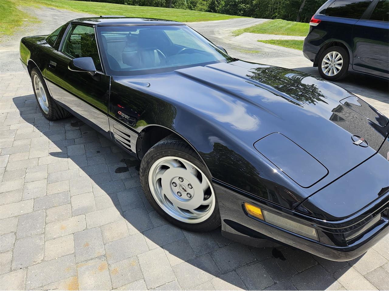 Chevrolet-Corvette-zr1-1992-Black-Black-15