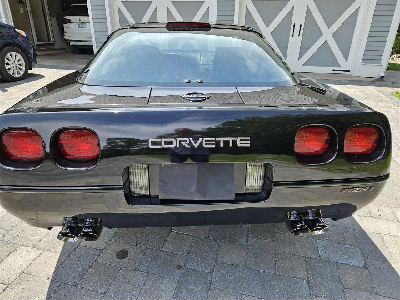 Chevrolet-Corvette-zr1-1992-Black-Black-4