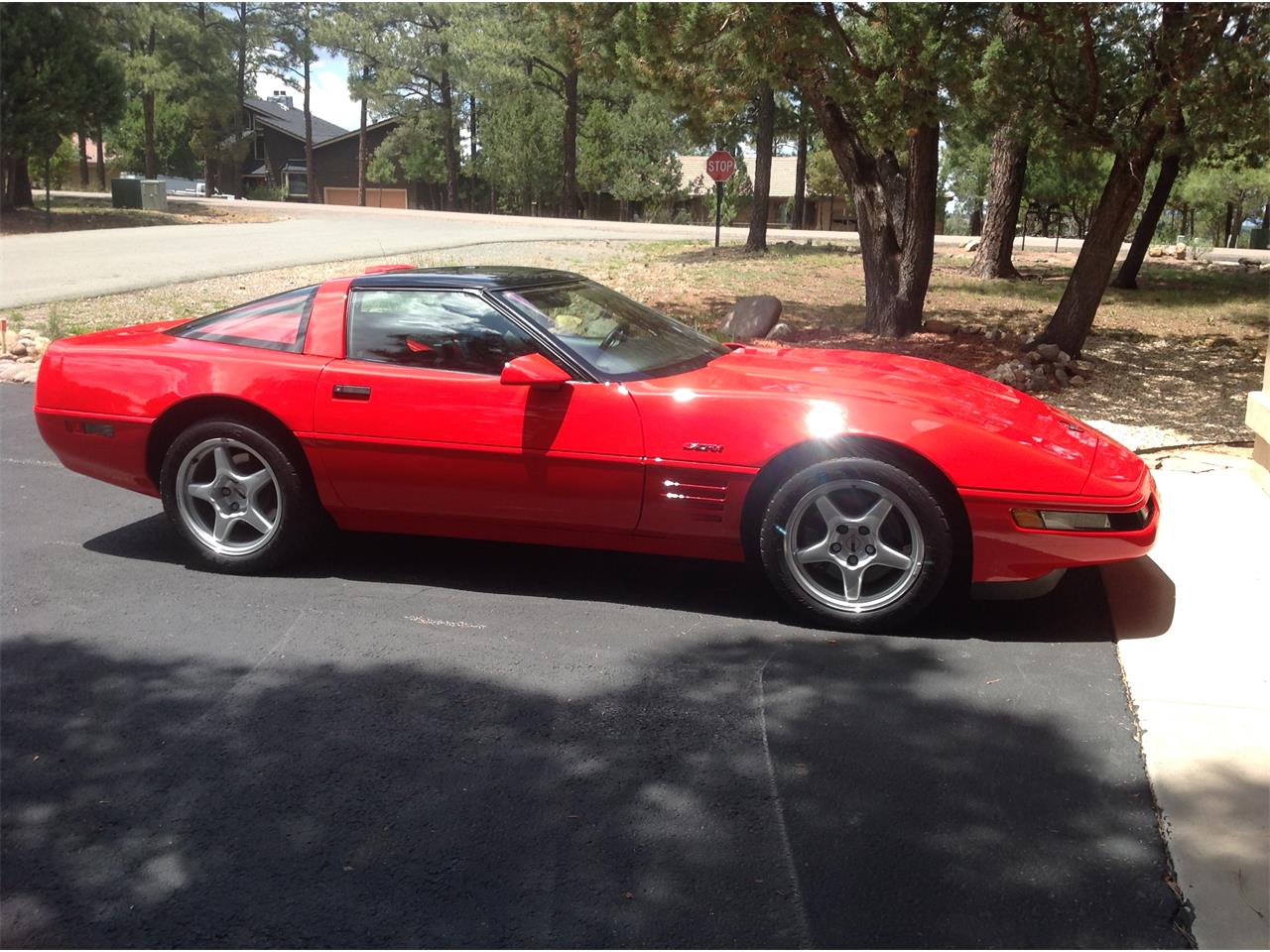 Chevrolet-Corvette-zr1-1994-Torch-Red-Black-2