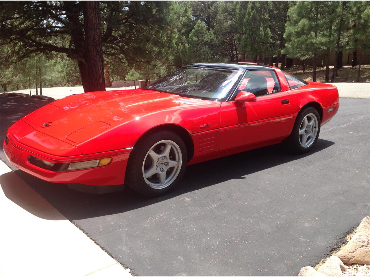 Chevrolet-Corvette-zr1-1994-Torch-Red-Black-3