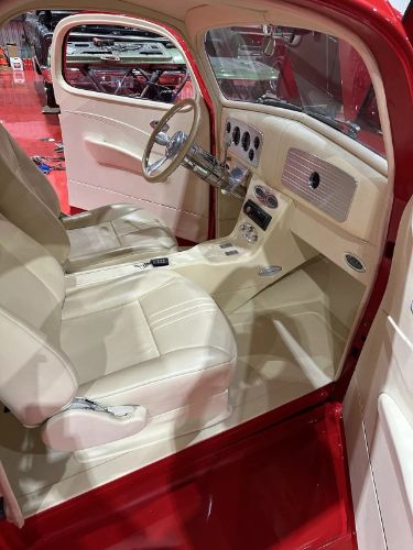 Chevrolet-Coupe-1936-Red-Tan-1