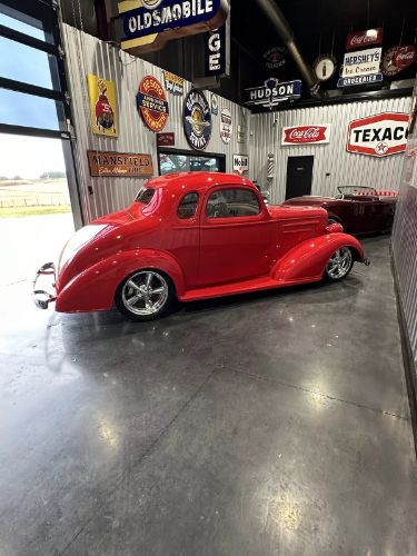 Chevrolet-Coupe-1936-Red-Tan-14