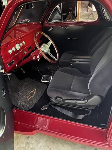 Chevrolet-Coupe-1942-Red-1