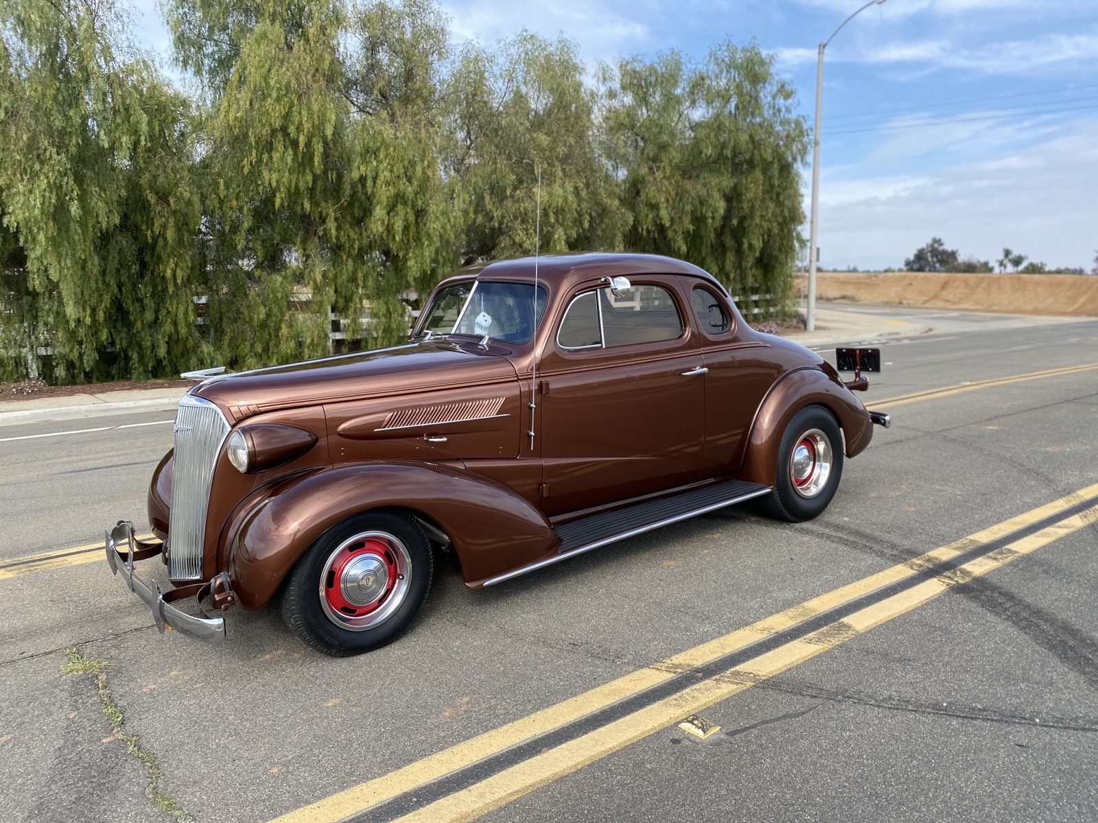 Chevrolet-Coupe-Pickup-1937