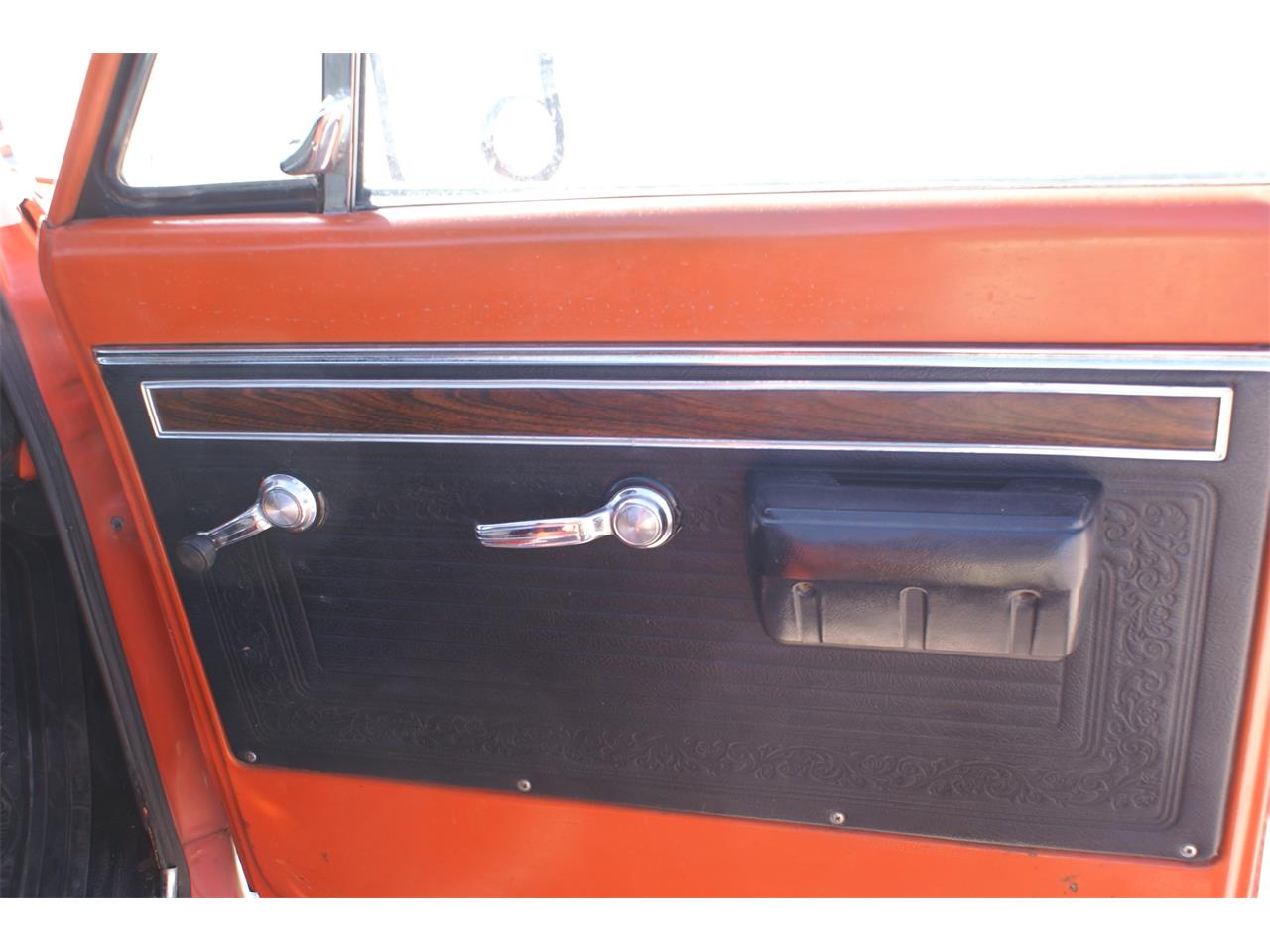 Chevrolet-Cst-10-1970-Hugger-Orange-Black-14