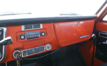 Chevrolet-Cst-10-1970-Hugger-Orange-Black-17