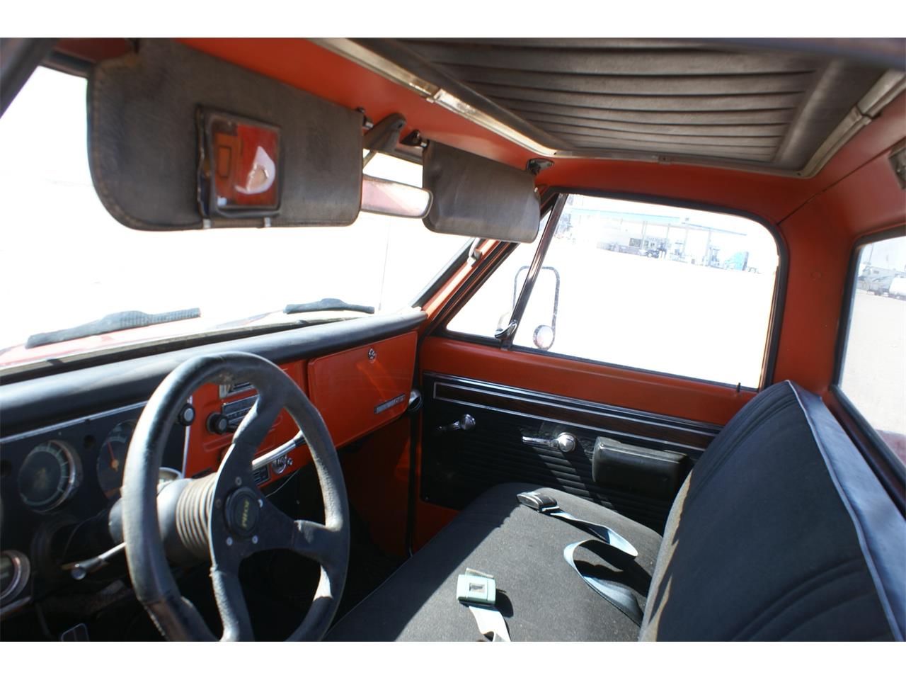 Chevrolet-Cst-10-1970-Hugger-Orange-Black-19
