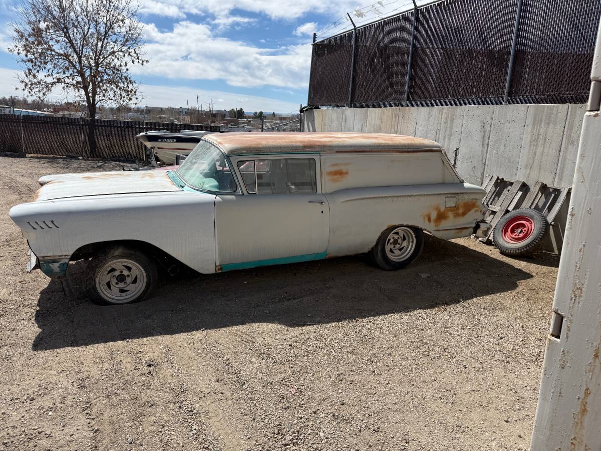 Chevrolet-Delivery-1958-blue