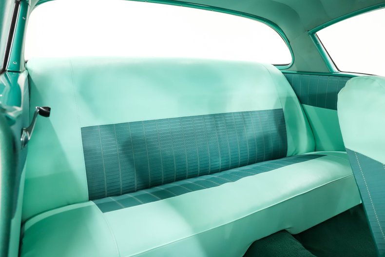 Chevrolet-Delray-1958-Arctic-White-Green-37