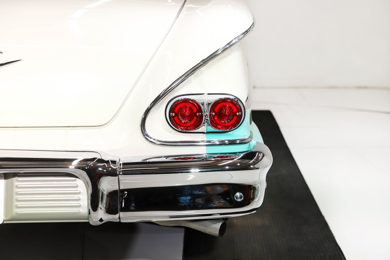 Chevrolet-Delray-1958-Arctic-White-Green-43