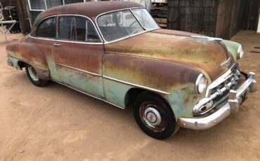Chevrolet-Deluxe-1952-3