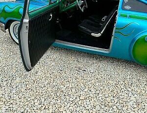 Chevrolet-Deluxe-1952-Custom-Blue-Custom-diamond-15