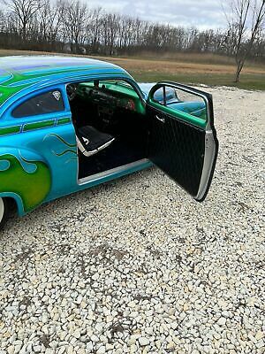 Chevrolet-Deluxe-1952-Custom-Blue-Custom-diamond-16