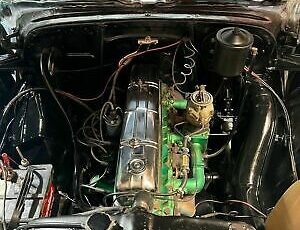 Chevrolet-Deluxe-1952-Custom-Blue-Custom-diamond-5
