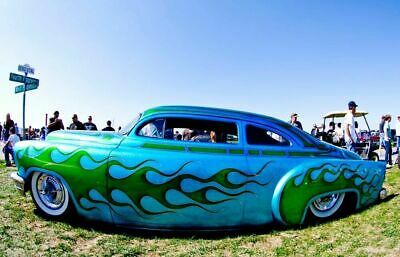 Chevrolet-Deluxe-1952-Custom-Blue-Custom-diamond