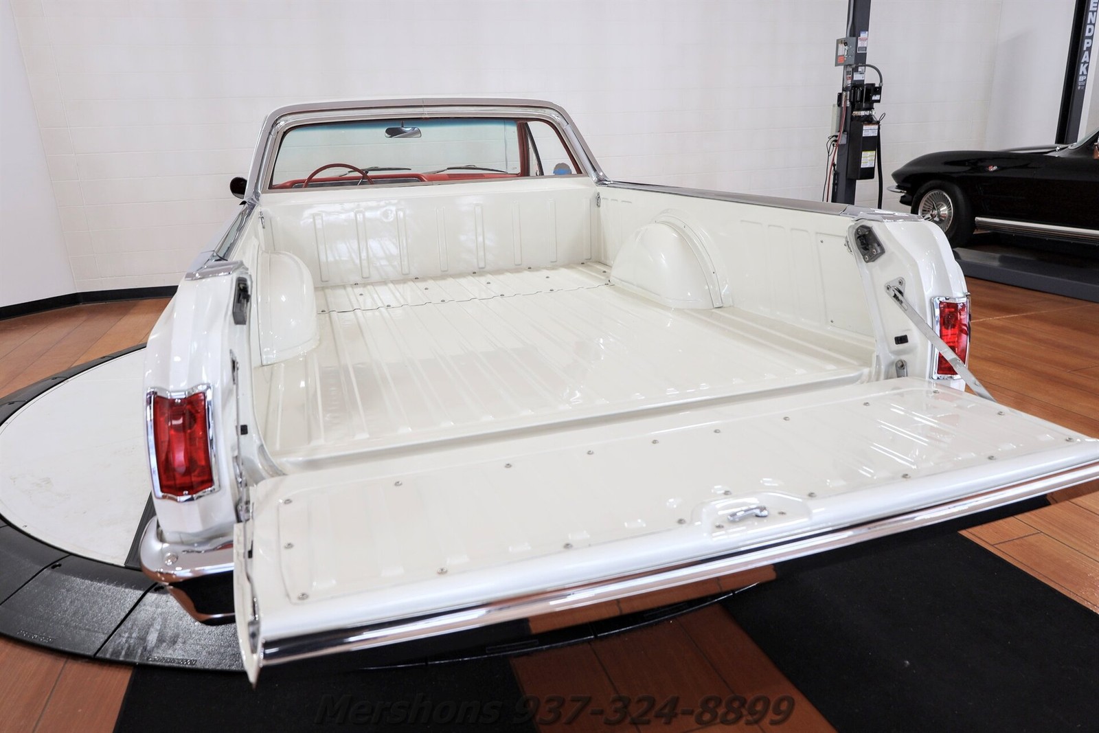Chevrolet-El-Camino-1965-Truck-11