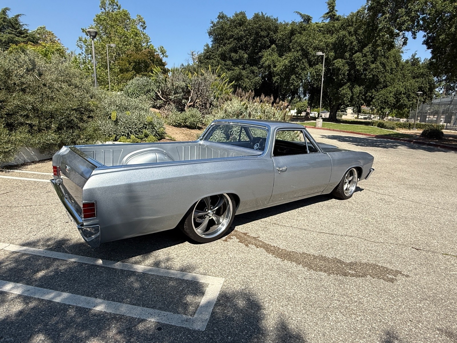 Chevrolet-El-Camino-1967-Pick-up-3