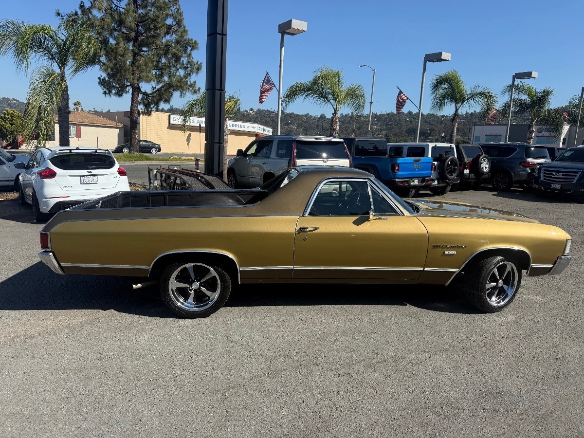 Chevrolet-El-Camino-1972-9