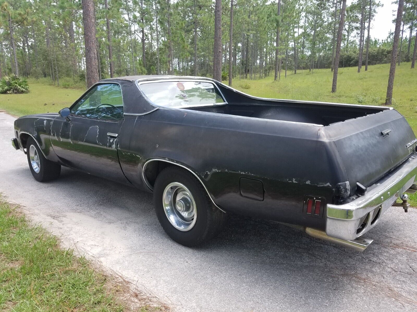 Chevrolet-El-Camino-1975-14