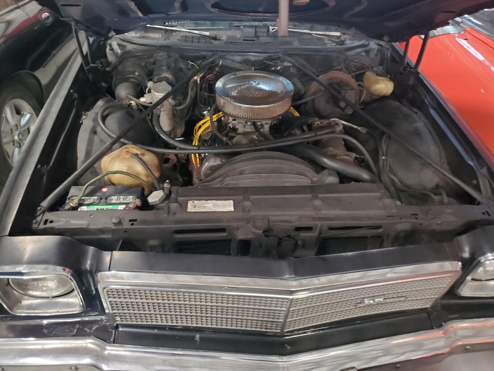 Chevrolet-El-Camino-1975-34