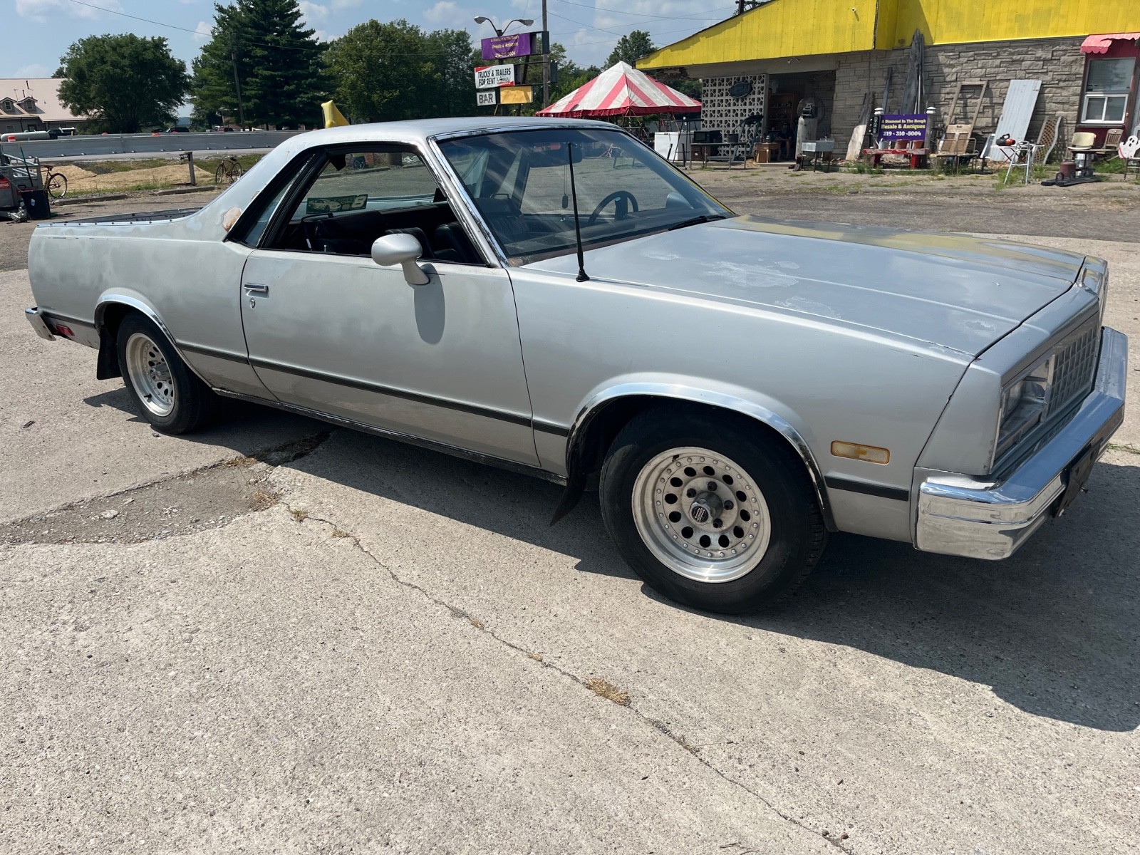Chevrolet-El-Camino-1985-Standard-Cab-Pickup-1