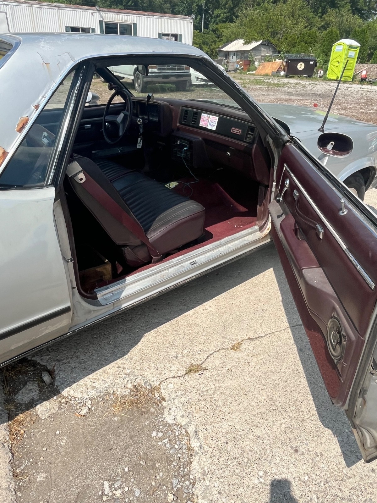 Chevrolet-El-Camino-1985-Standard-Cab-Pickup-8