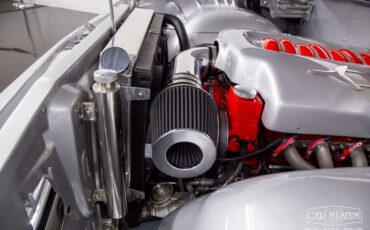 Chevrolet-El-camino-1960-Silver-Red-Leather-21