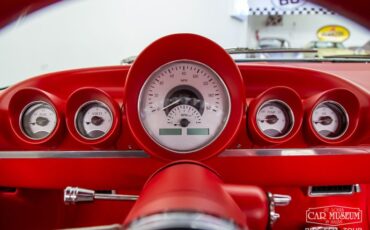 Chevrolet-El-camino-1960-Silver-Red-Leather-45