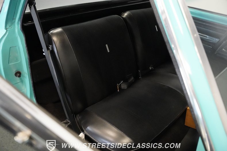 Chevrolet-El-camino-1966-Turquoise-Black-15