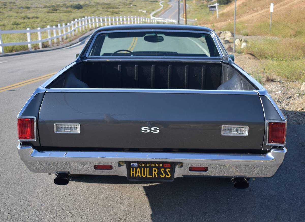 Chevrolet-El-camino-1971-grey-10