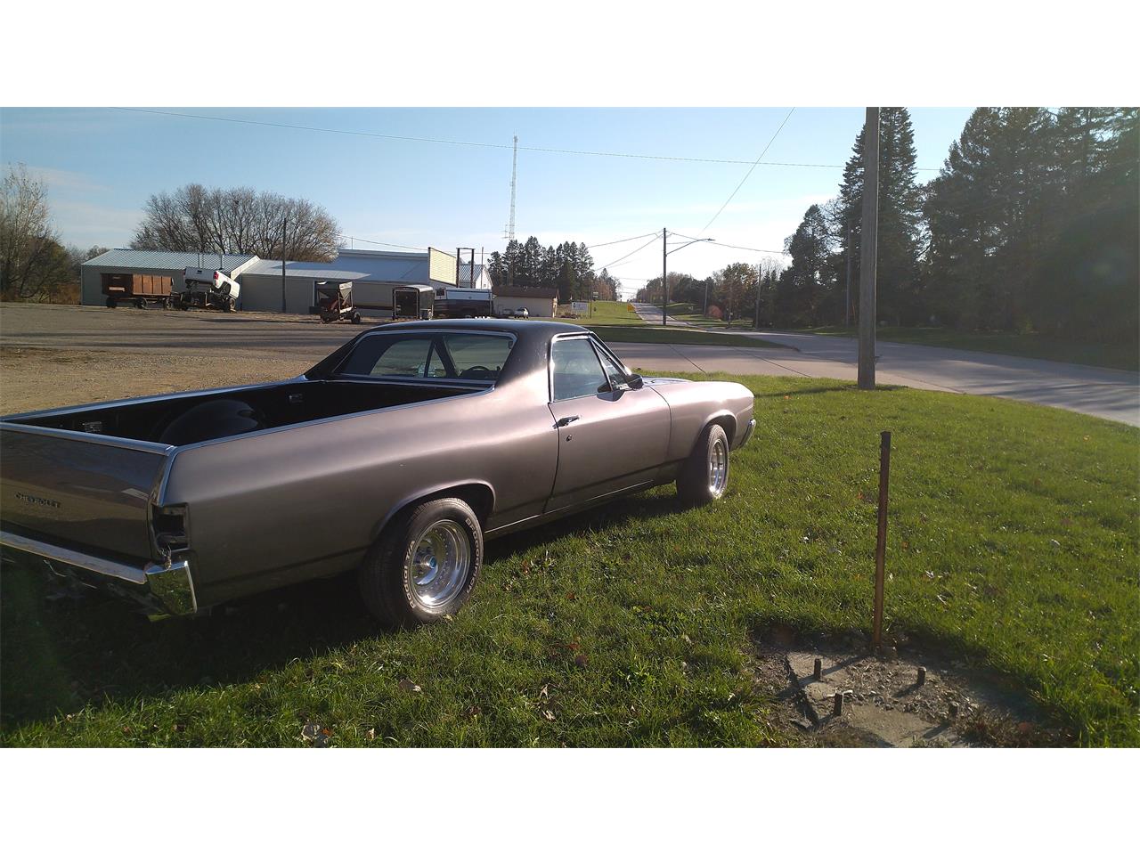 Chevrolet-El-camino-1972-SilverBlack-Black-1