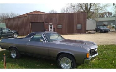 Chevrolet-El-camino-1972-SilverBlack-Black