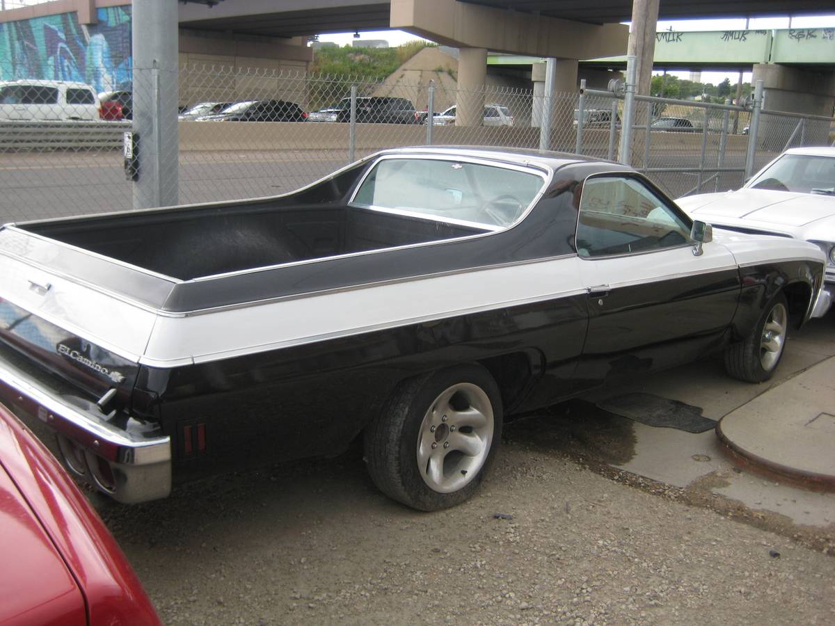 Chevrolet-El-camino-1976-black-1