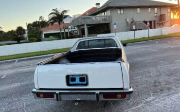 Chevrolet-El-camino-1978-White-12