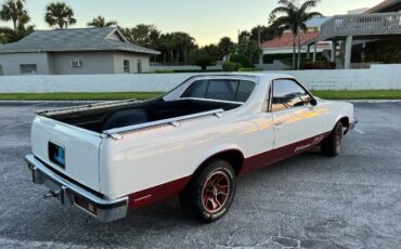 Chevrolet-El-camino-1978-White-13