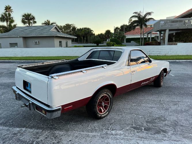 Chevrolet-El-camino-1978-White-13
