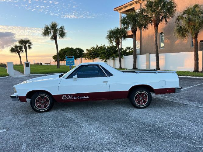 Chevrolet-El-camino-1978-White-8