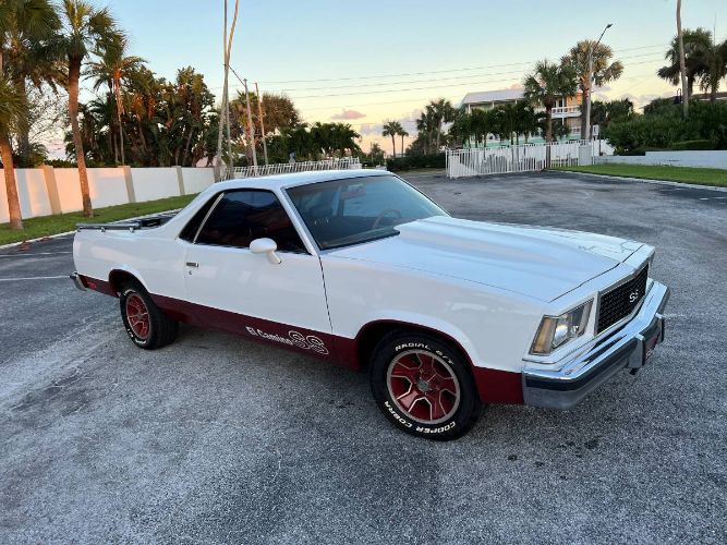 Chevrolet-El-camino-1978-White-9