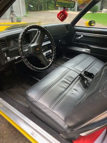Chevrolet-El-camino-1979-Yellow-8