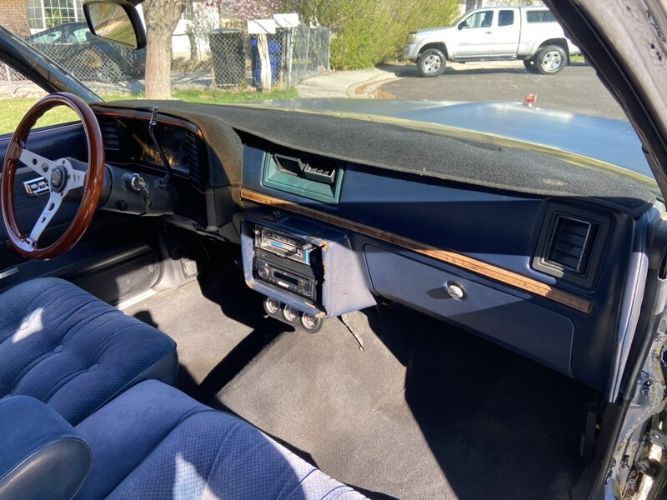 Chevrolet-El-camino-1980-Yellow-Blue-3
