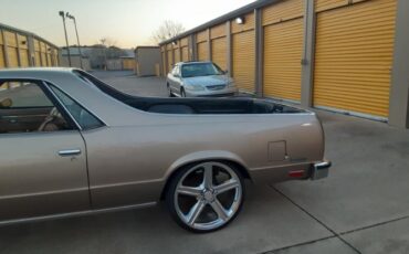 Chevrolet-El-camino-1982-11